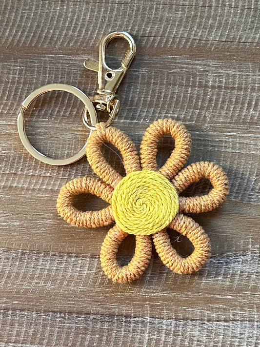 Daisy keychain